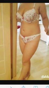 Çarpıcı Erdemli Eskort Kız: Ayşe'nin Büyüleyici Profili