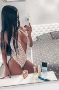Mersin Yenişehir'da Kendine Güvenen Escort Kızlarla Benzersiz Anılar!