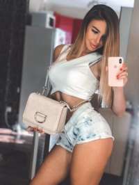 Mezitli Escort Bayan ile Unutulmaz Bir Deneyim