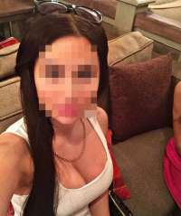 Mezitli Escort Bayan'a Eşsiz Deneyim: 79kg, 164sm Göz Kamaştıran Güzellik