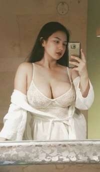 Mezitli Escort Bayan'da Çarpıcı ve Olağanüstü Bir Deneyim