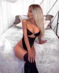 Sıra Dışı deneyimler, Sofistike bir Kadın: Mezitli Escort Bayan