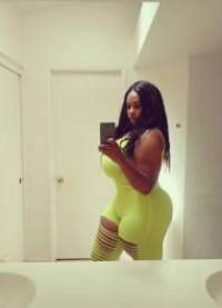 Yenişehir Escort Buse, Her Anınızda Yanınızda